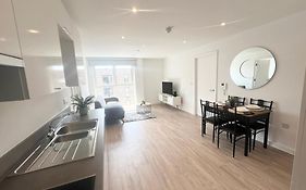 Lovely 2 Bedroom Apartment