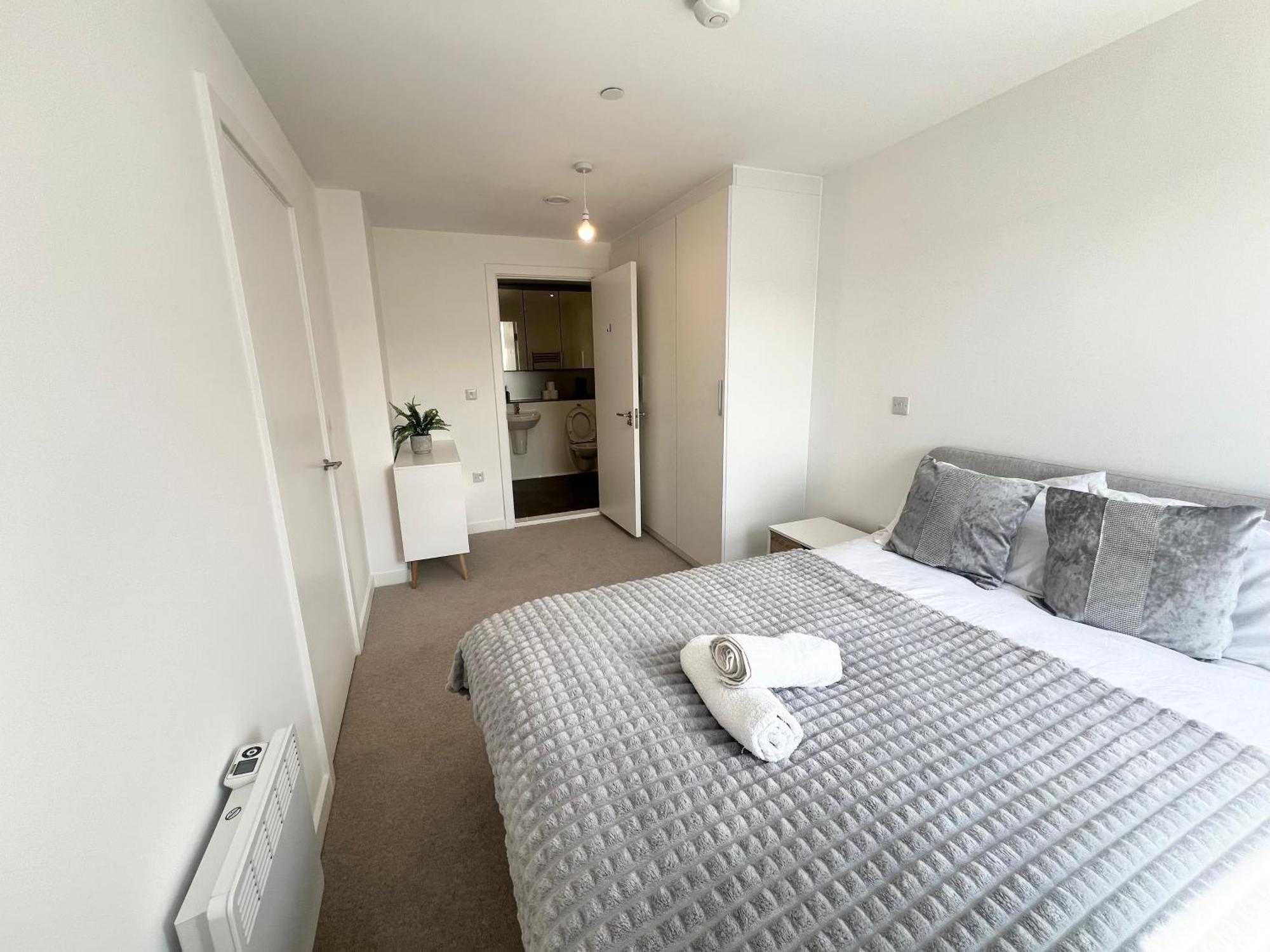 Lovely 2 Bedroom Apartment Manchester Exterior photo